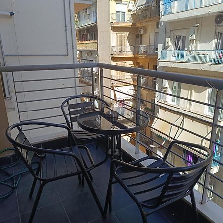 City Vibe-Siggrou 44 Family Studio سالونيك المظهر الخارجي الصورة