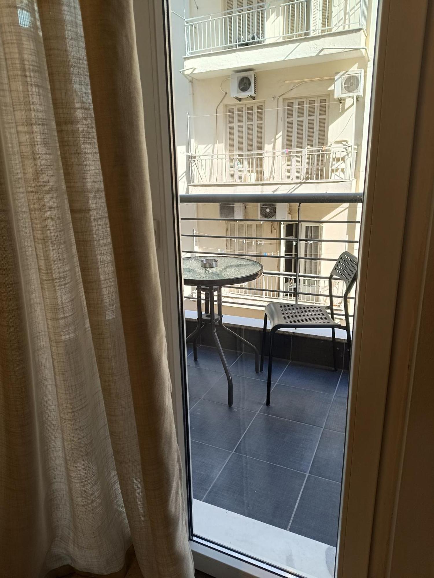 City Vibe-Siggrou 44 Family Studio سالونيك المظهر الخارجي الصورة